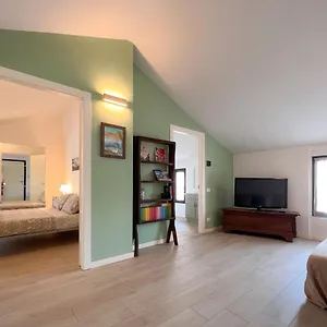 Mansarda Montebello Apartment